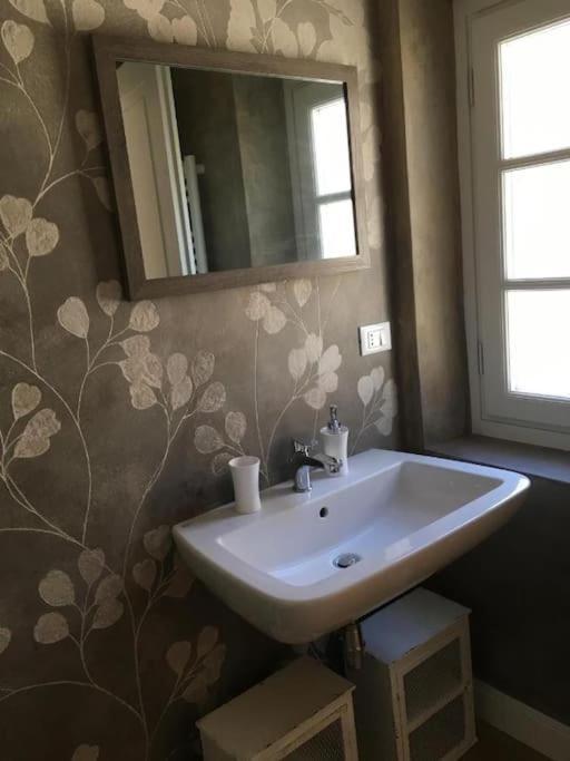 Appartamento Di Charme A Due Passi Dalla Stazione Florenz Exterior foto